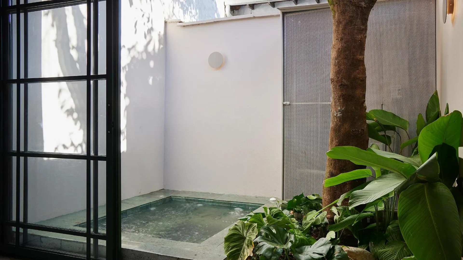 Antipoda Hotel Boutique Medellin 4*,  Colombia
