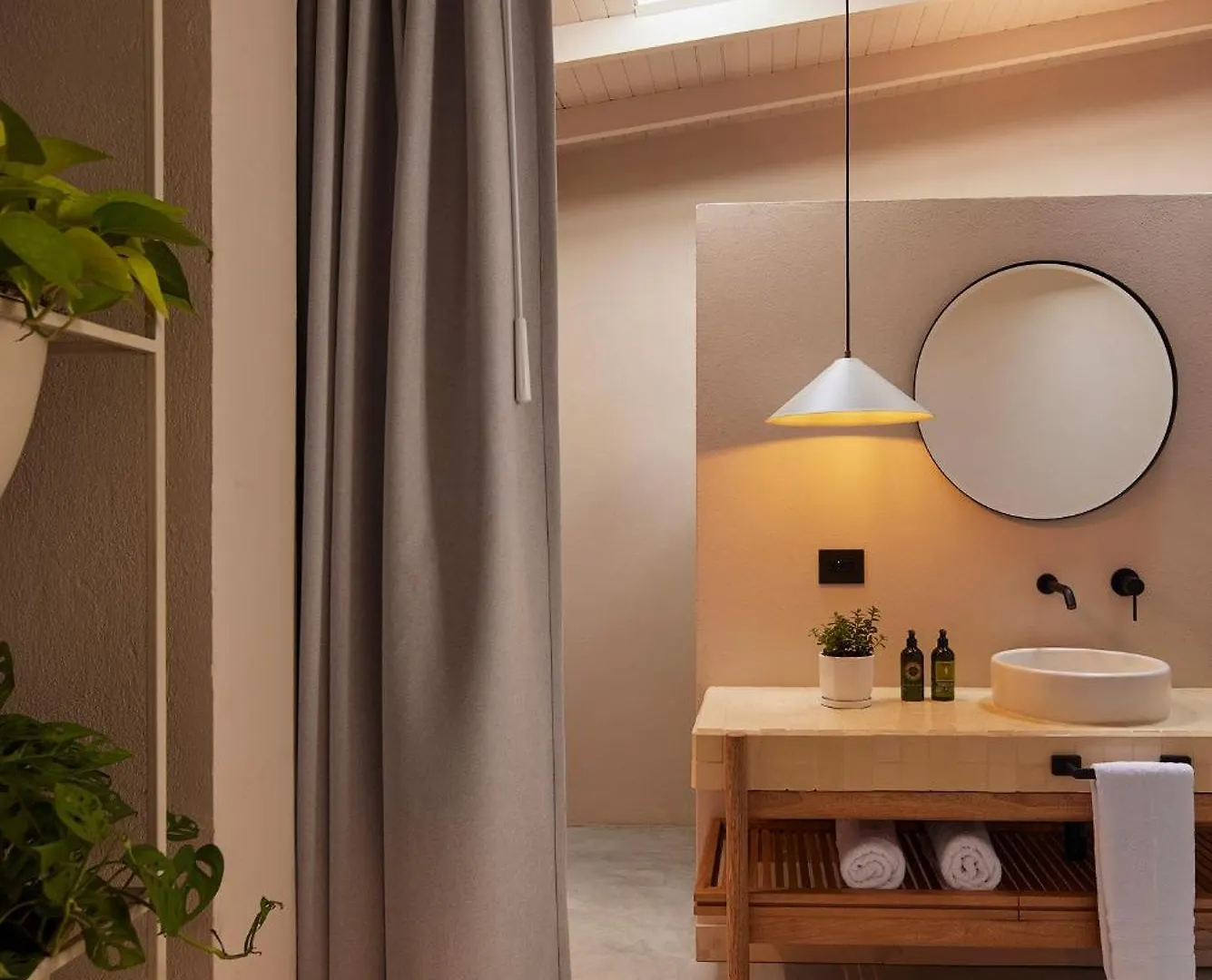 Antipoda Hotel Boutique Medellín 5*,  Colombia